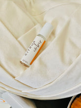 Load image into Gallery viewer, Roll On Perfume Oils