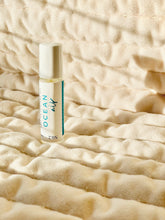 Load image into Gallery viewer, Roll On Perfume Oils