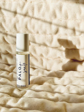 Load image into Gallery viewer, Roll On Perfume Oils