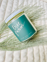 Load image into Gallery viewer, Signature Holiday Candle 8oz